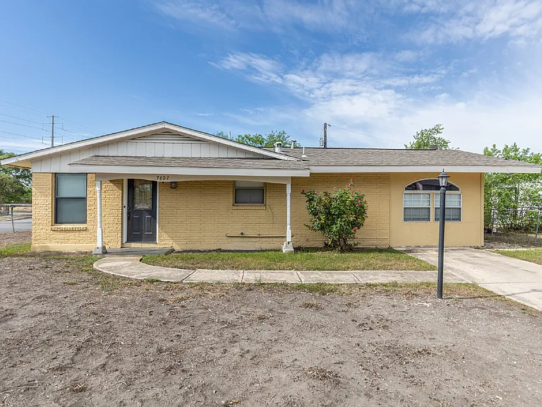 7802 Rimfire Dr — Photo 1