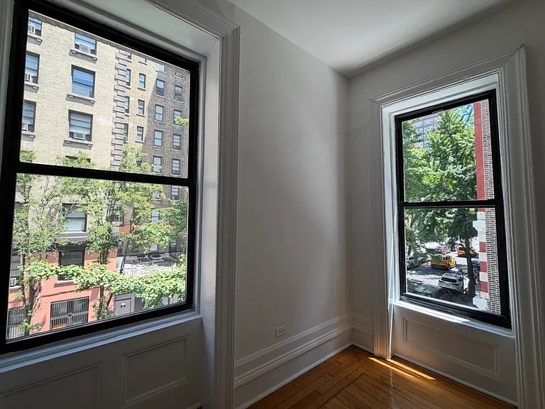 210 W 94th St #3E — Photo 12