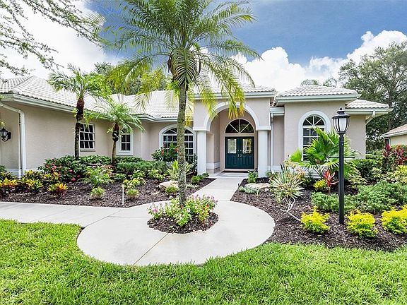 4th image of 318 Venice Golf Club Dr