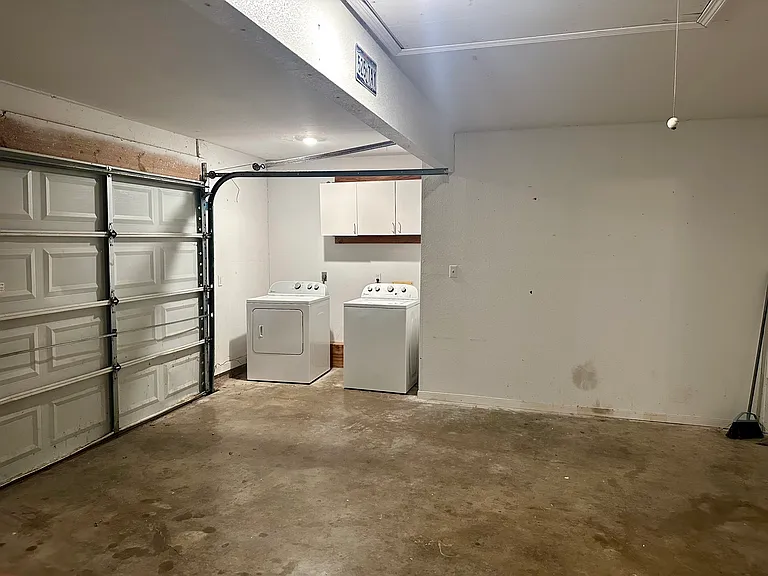 609 W Martin Luther King Blvd #609 — Photo 24