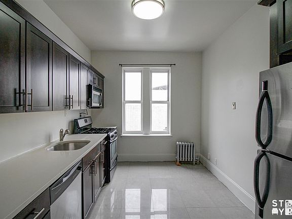 2nd image of 710 Avenue S APT D7