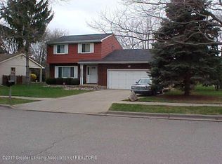2423 Springdale Dr, Lansing, MI 48906