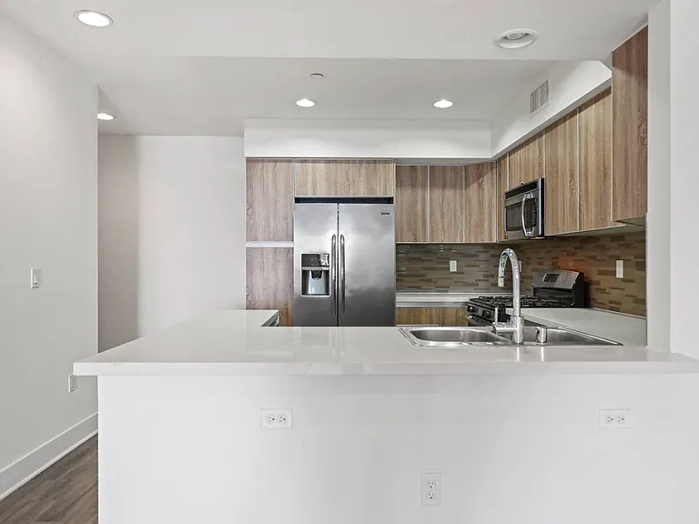 Kitchen with Countertop Bar