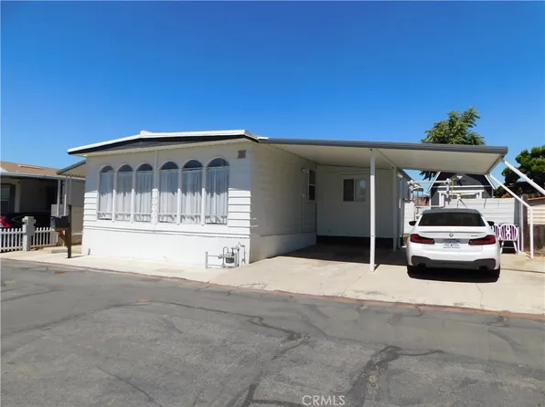 34480 County Line Rd Spc 10, Yucaipa, CA 92399