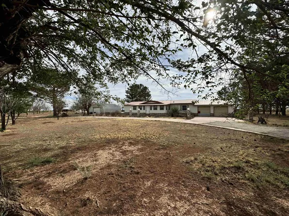 96 Phillips Ave, Alamogordo, NM 88310