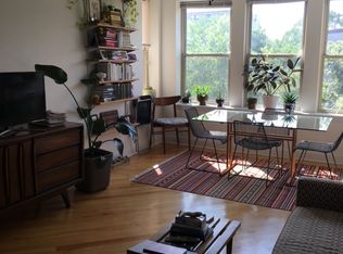 3326 W Cortland St #3, Chicago, IL 60647