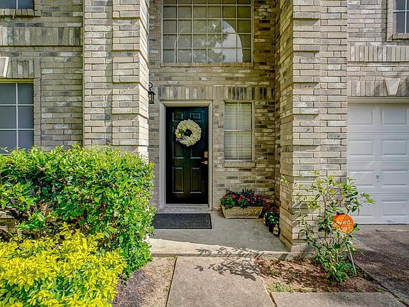 4th image of 21514 Wildcroft Dr