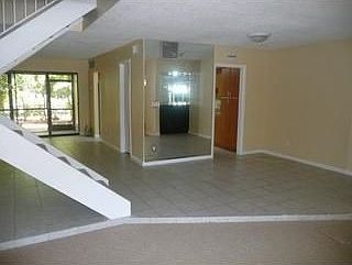 2nd image of 4870 Sheridan St