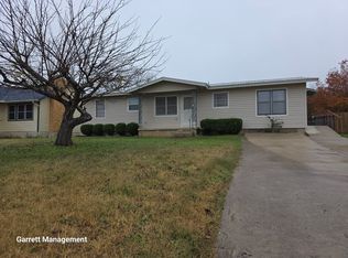 12 Del Norte St, Lampasas, TX 76550