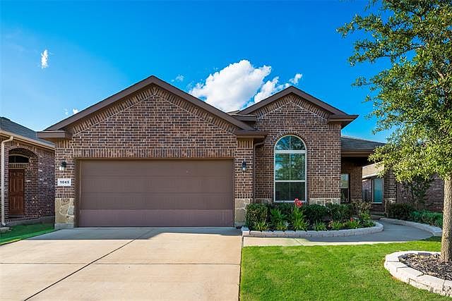 1st image of 1045 Doe Meadow Dr