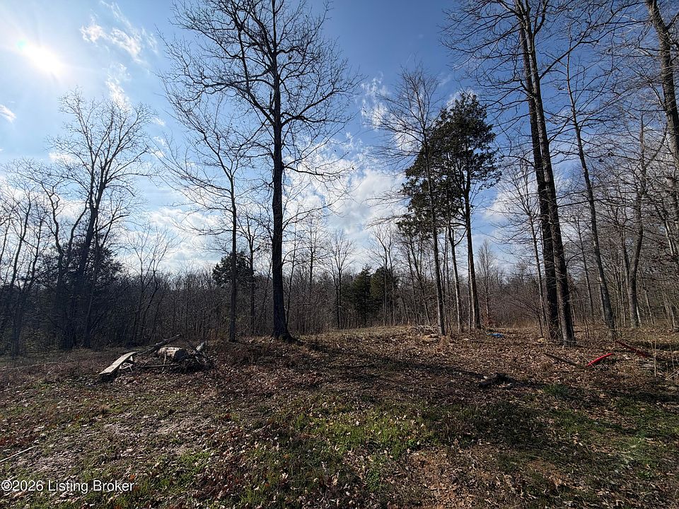 1st image of 27 Wood Creek Dr