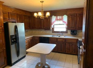 1 Lamont Ln, Greenville, SC 29611