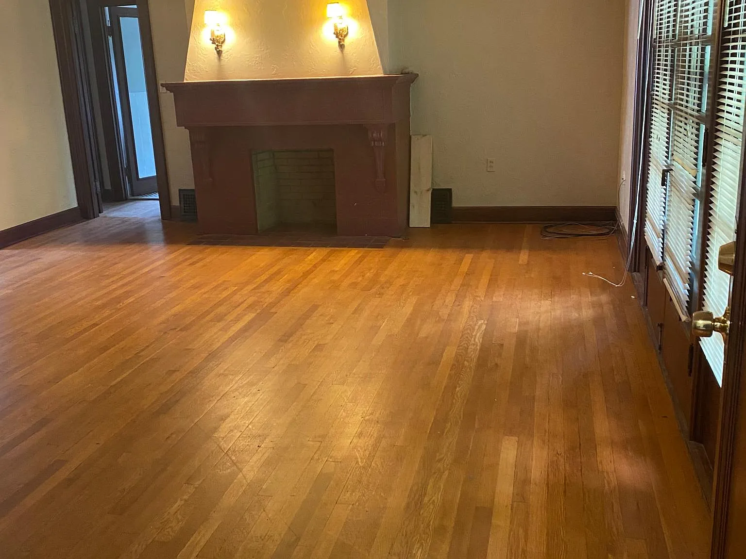 2 bed, $1,000 — Photo 4