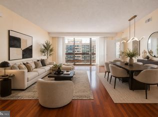 5505 Seminary Rd APT 2403N, Falls Church, VA 22041