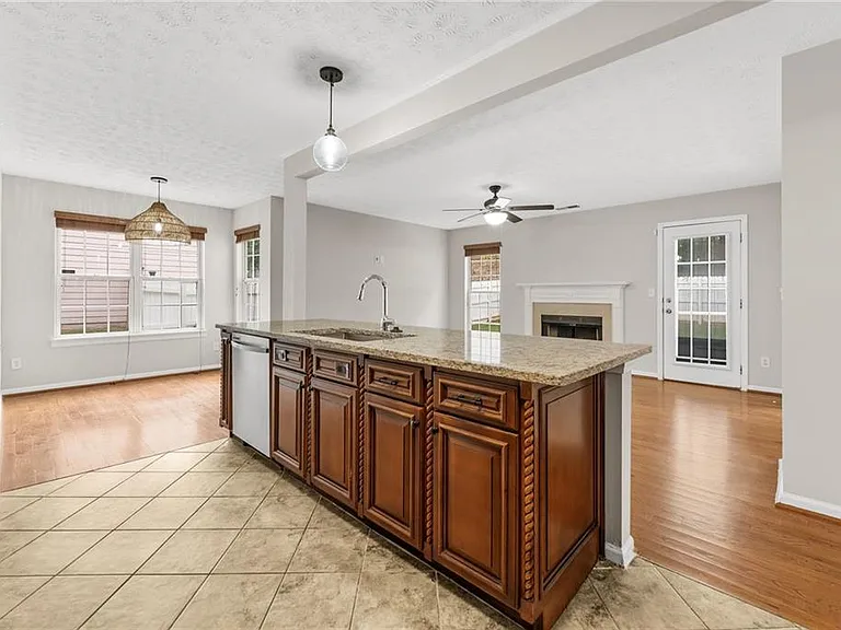 3868 Brushy Ridge Way — Photo 23