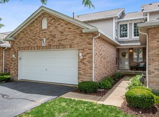 947 Parma Dr, Cary, IL 60013