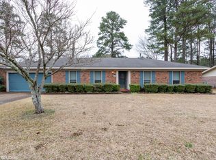 93 Crepe Myrtle Dr, Columbus, MS 39705