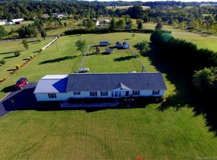 7797 River Bend Rd, Claremont, NC 28610