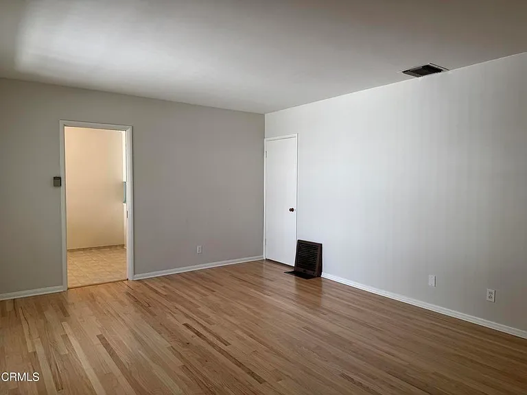 514 Linwood Ave #B — Photo 8