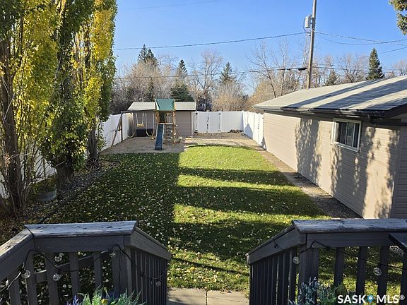 2nd image of 107 2nd Street NE