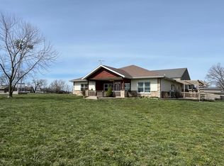 8708 Fr 2140, Cassville, MO 65625