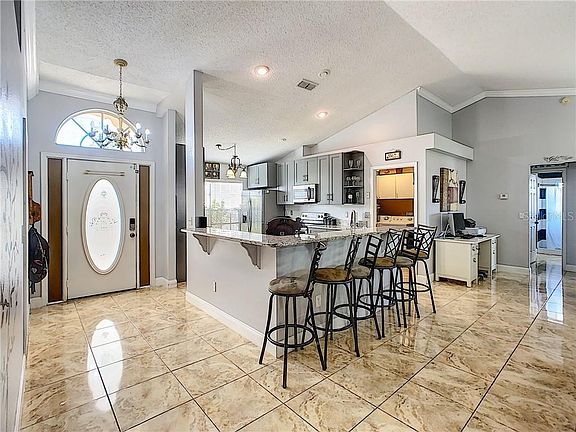 5th image of 3126 Cambria Ct