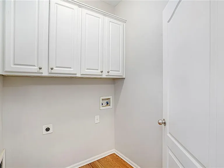 1439 Bluff Valley Cir — Photo 3