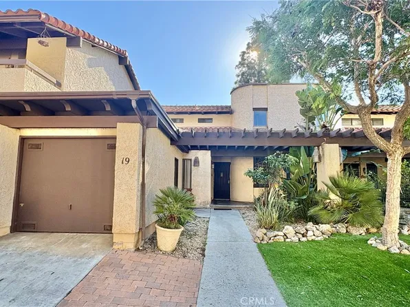 19 Cabrillo Dr, Avalon, CA 90704