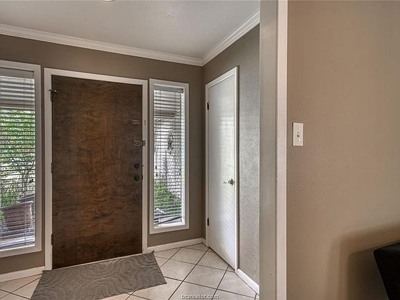 5th image of 3004 Normand Dr