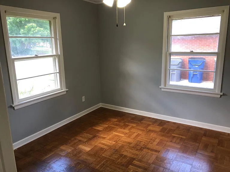 2332 Ashley Dr — Photo 5