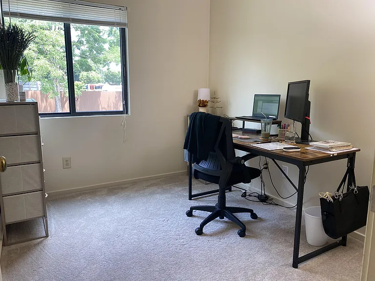 1000 Linden Ave #1 — Photo 15