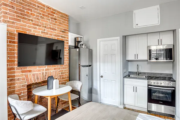 Rented by Centennial Properties NY | media 1