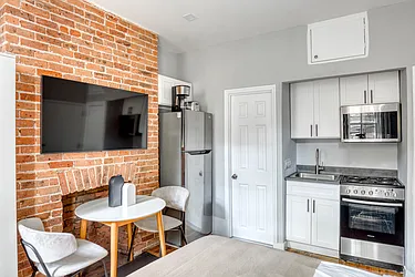 Rented by Centennial Properties NY