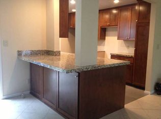 19230 Friar St, Reseda, CA 91335