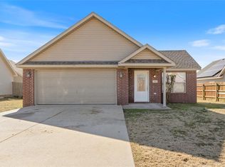 1110 E Courage, Siloam Springs, AR 72761