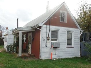 295 Ridgeley St, Perth Amboy, NJ 08861