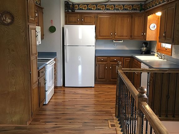 5th image of 2656 SE Waters Edge Ln