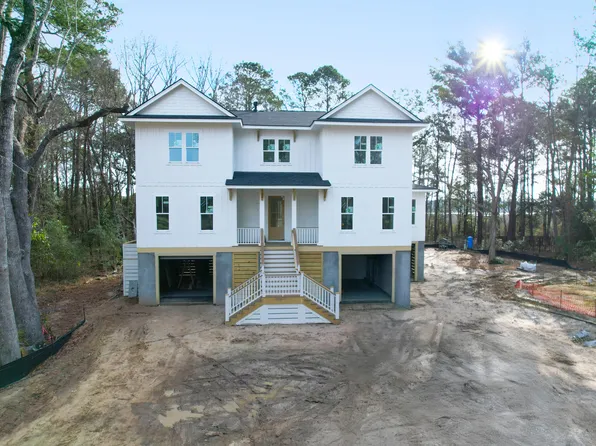 4663 Causey Pond Rd, Awendaw, SC 29429