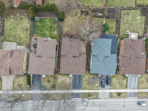 4th image of 2348 Denise Rd