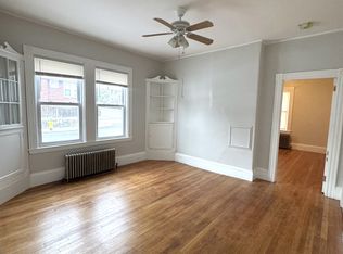 429 Quarry St #1R, Quincy, MA 02169