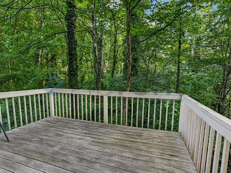 506 Waterford Rd NW — Photo 4