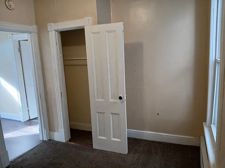 139 N Clinton St #2 — Photo 12
