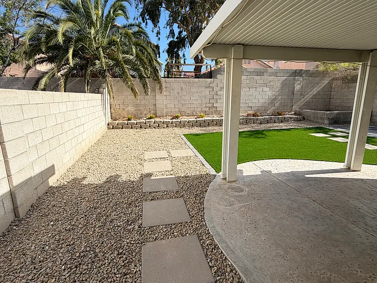 9149 Bucksprings Dr — Photo 24