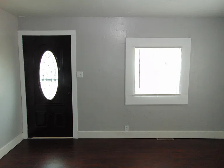 1219 Marshall Ave — Photo 17