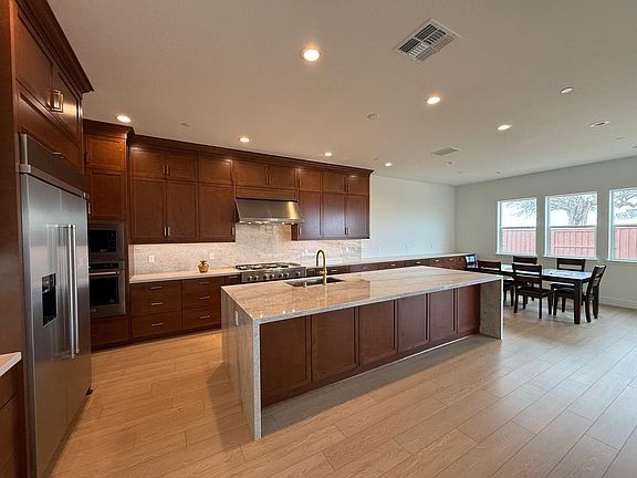 2nd image of 3669 Manzanita Way