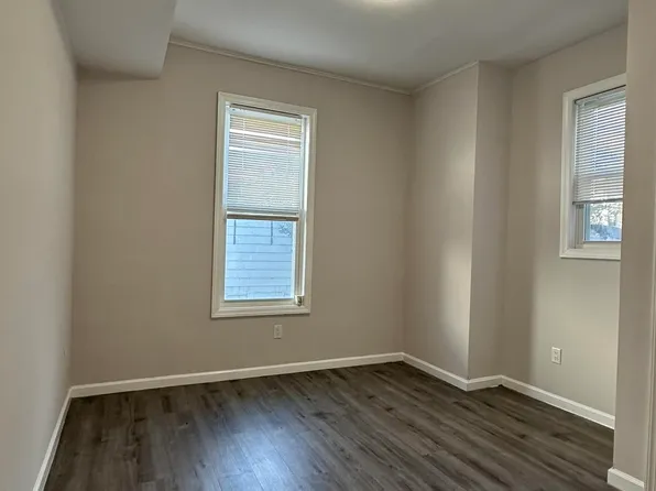 38 Clendenny Avenue image 8 of 18