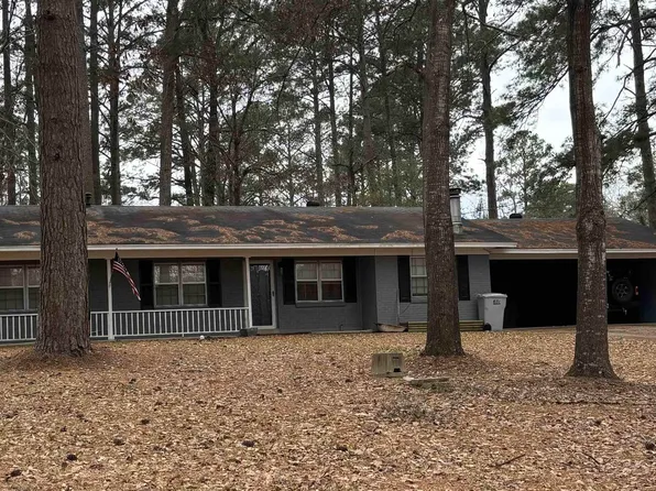145 Pine Grove Dr, Calhoun, LA 71225