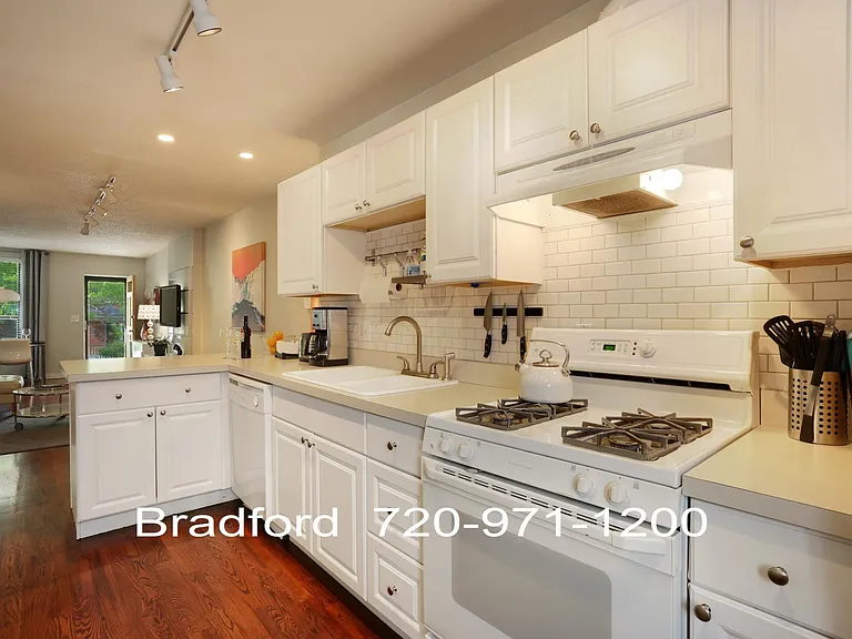 Open Kitchen