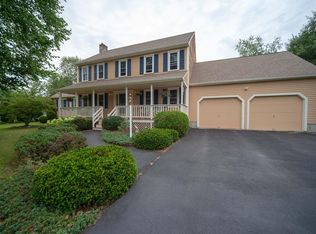 10 Henrys Path, Upton, MA 01568