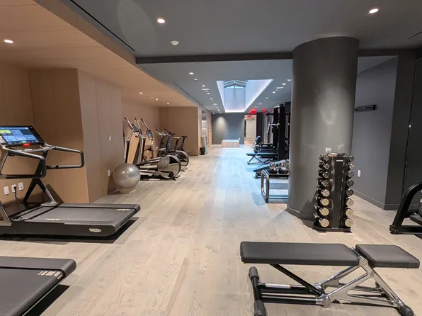 135 East 47th Street image 22 of 23